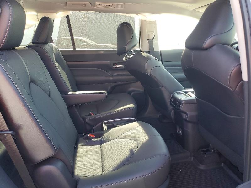 Продаж на аукціоні авто 2026 Toyota Grand Highlander, vin: 5TDAAAB55TS138828, номер лоту: 59902316
