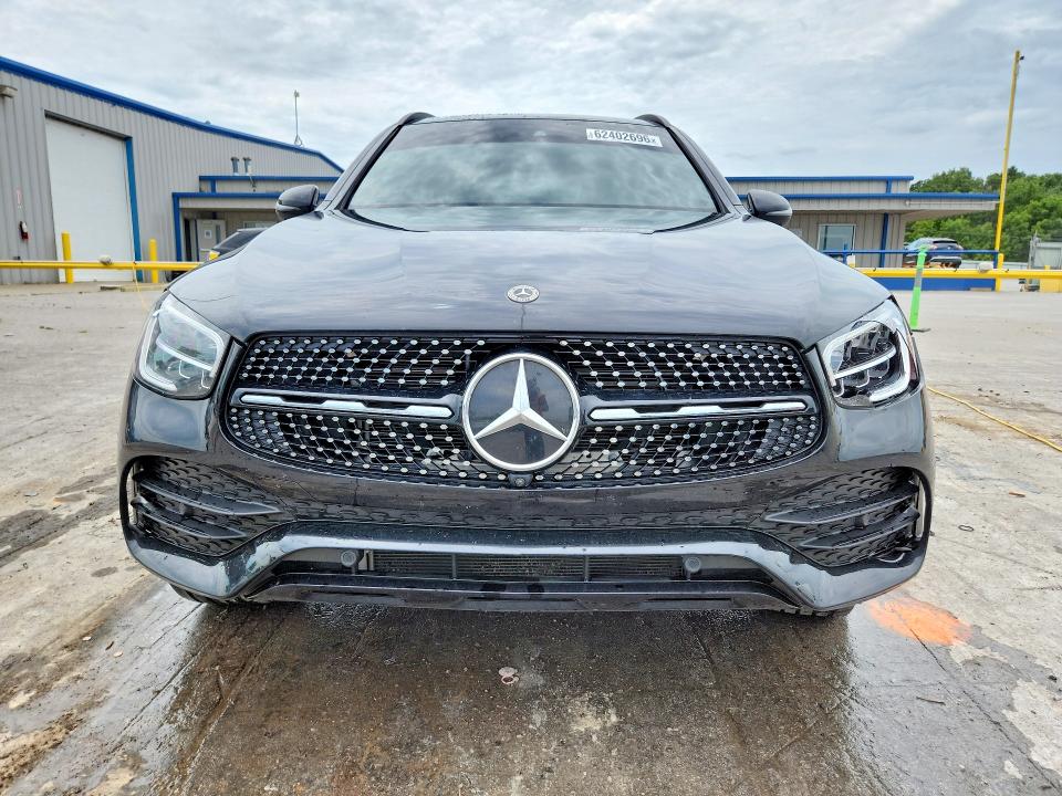 62402696 :رقم المزاد ، W1N0G8DB9MF926611 vin ، 2021 Mercedes-benz Glc مزاد بيع