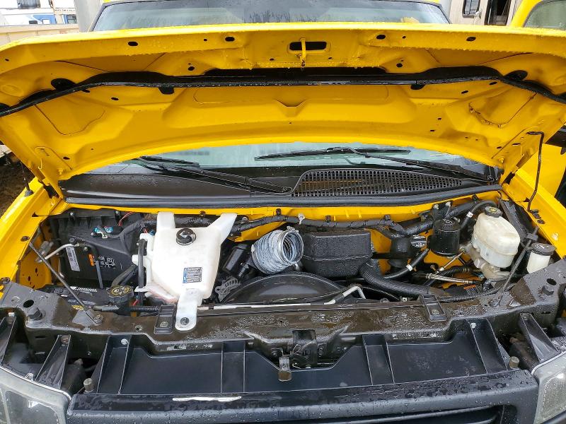 64162516 :رقم المزاد ، 7GZ37TC7XNN002712 vin ، 2022 Gmc Savana مزاد بيع
