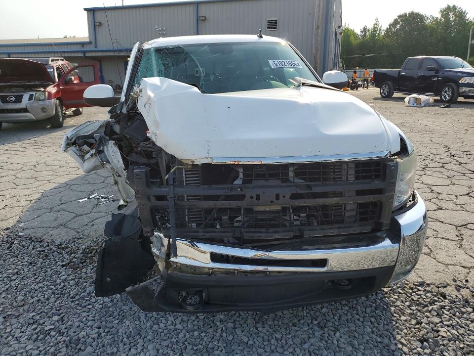 2008 Chevrolet Silverado მანქანა იყიდება აუქციონზე, vin: 1GCHK23638F160312, აუქციონის ნომერი: 61821866