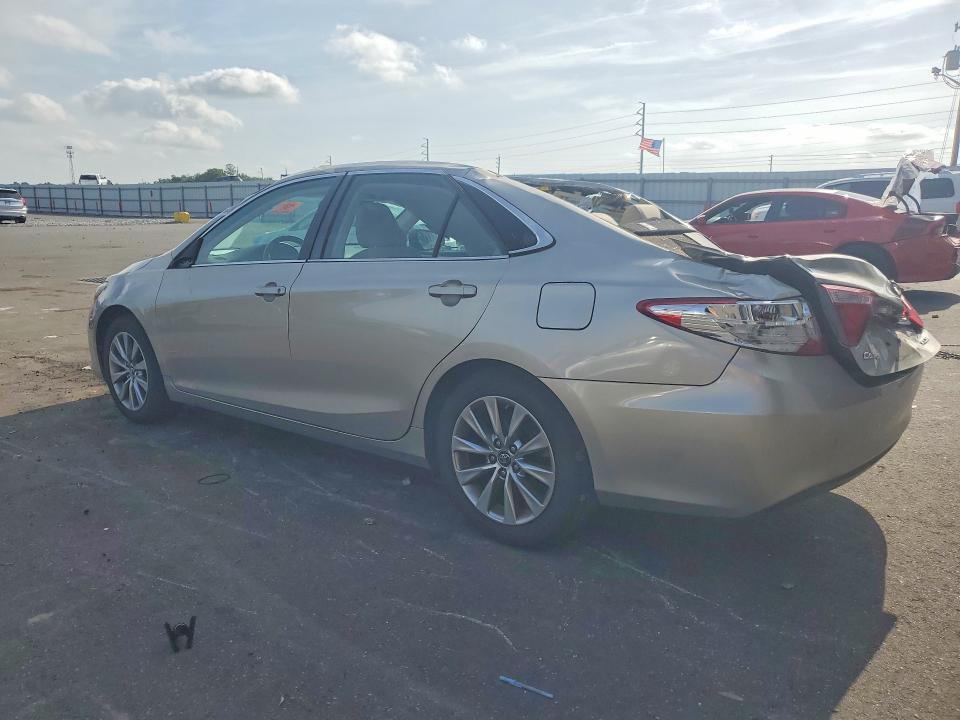 61908206 :رقم المزاد ، 4T1BF1FK3HU432328 vin ، 2017 Toyota Camry مزاد بيع