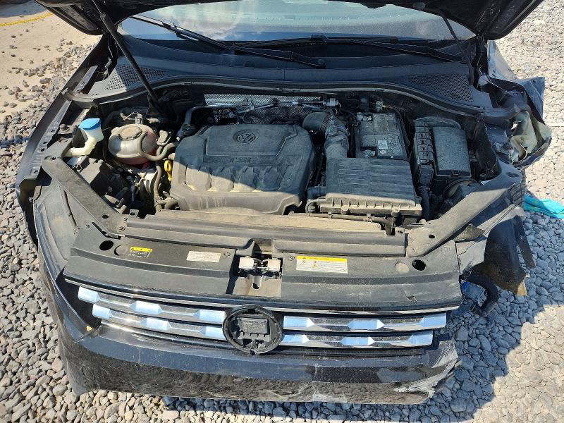 61040846 :رقم المزاد ، 3VV3B7AX4MM125129 vin ، 2021 Volkswagen Tiguan مزاد بيع
