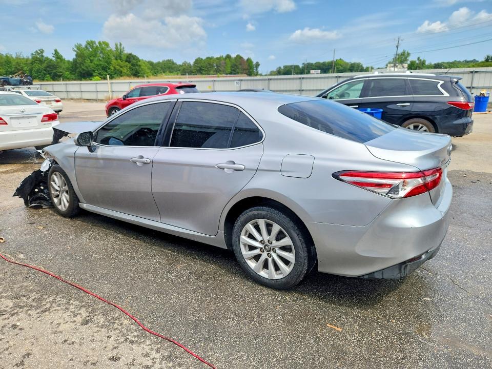 Продаж на аукціоні авто 2018 Toyota Camry, vin: 4T1B11HK7JU145544, номер лоту: 61023476