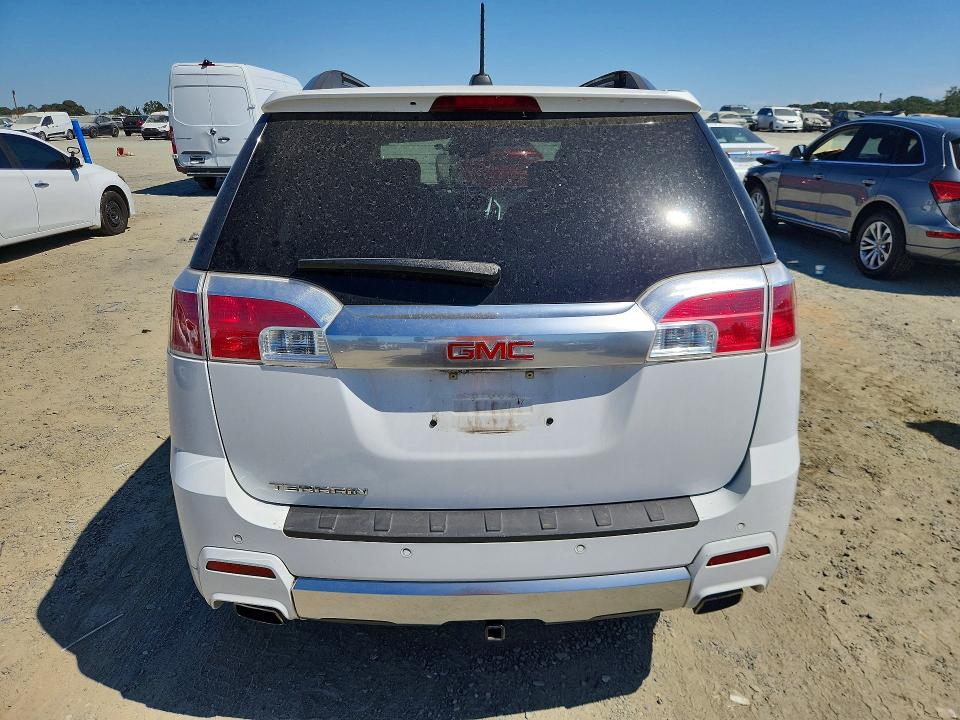 61012976 :رقم المزاد ، 2GKFLUE33F6416351 vin ، 2015 Gmc Terrain مزاد بيع