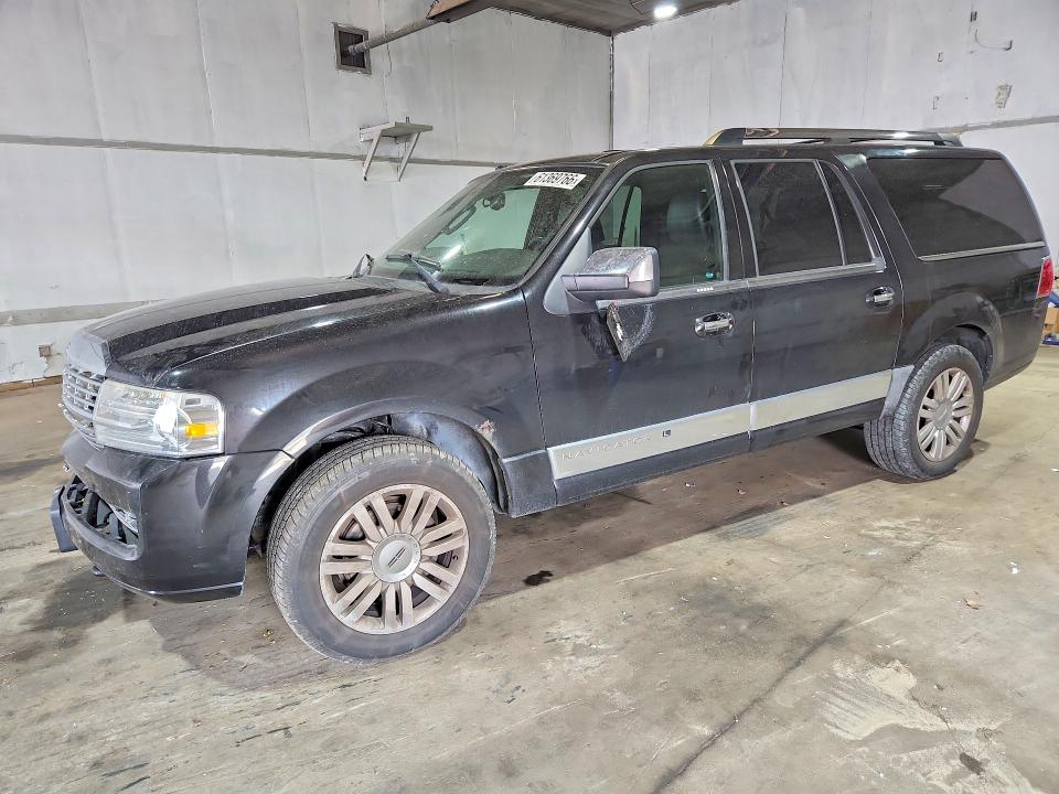 Продажа на аукционе авто 2014 Lincoln Navigator, vin: 5LMJJ3J55EEL01315, номер лота: 61369766