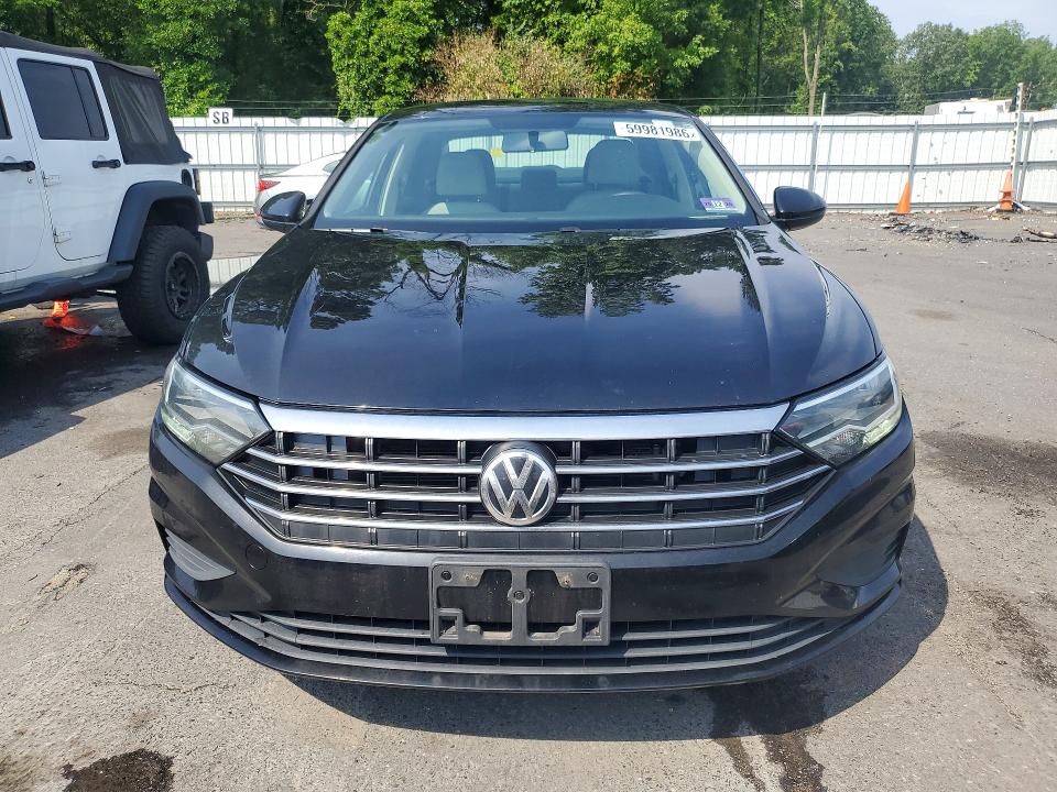 59981986 :رقم المزاد ، 3VWC57BU4KM257733 vin ، 2019 Volkswagen Jetta مزاد بيع