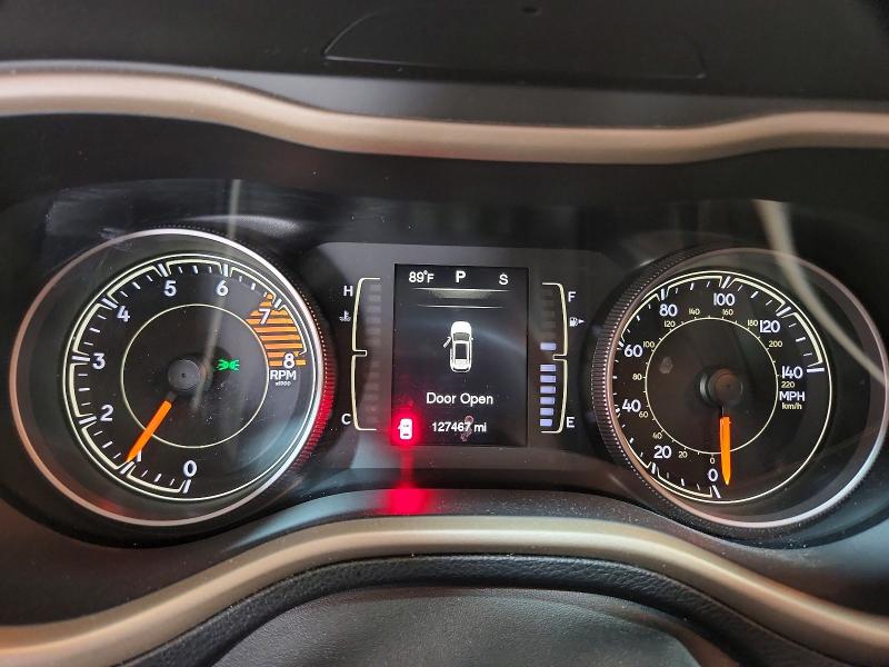 61352606 :رقم المزاد ، 1C4PJLCS9GW273097 vin ، 2016 Jeep Cherokee مزاد بيع