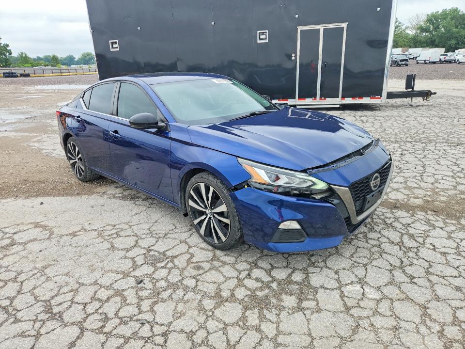 62511606 :رقم المزاد ، 1N4BL4CVXKC126453 vin ، 2019 Nissan Altima مزاد بيع