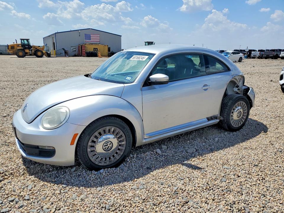 60166246 :رقم المزاد ، 3VWJX7AT8DM672776 vin ، 2013 Volkswagen Beetle مزاد بيع