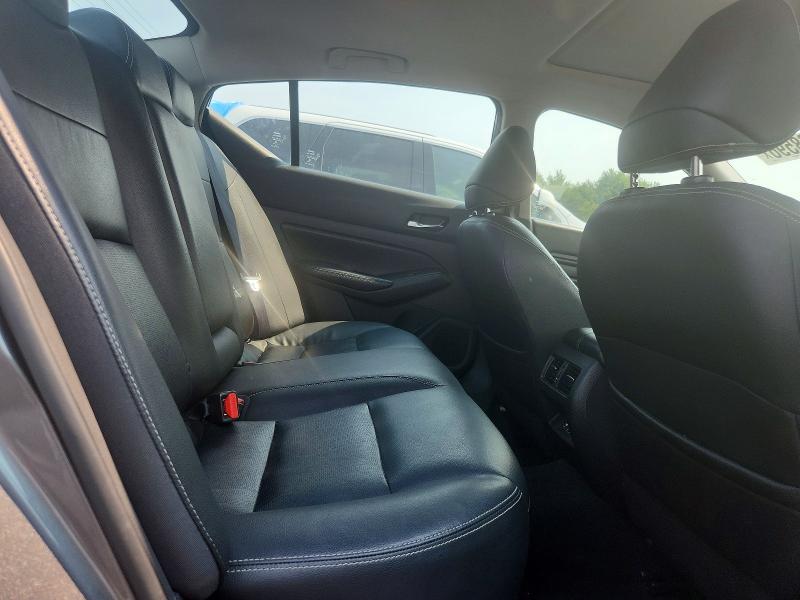 60768596 :رقم المزاد ، 1N4BL4EV3KC254482 vin ، 2019 Nissan Altima مزاد بيع
