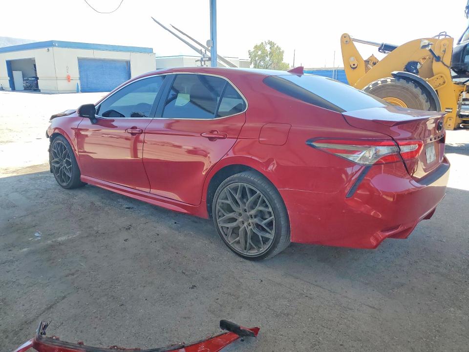 62692866 :رقم المزاد ، 4T1B11HK5KU293435 vin ، 2019 Toyota Camry مزاد بيع