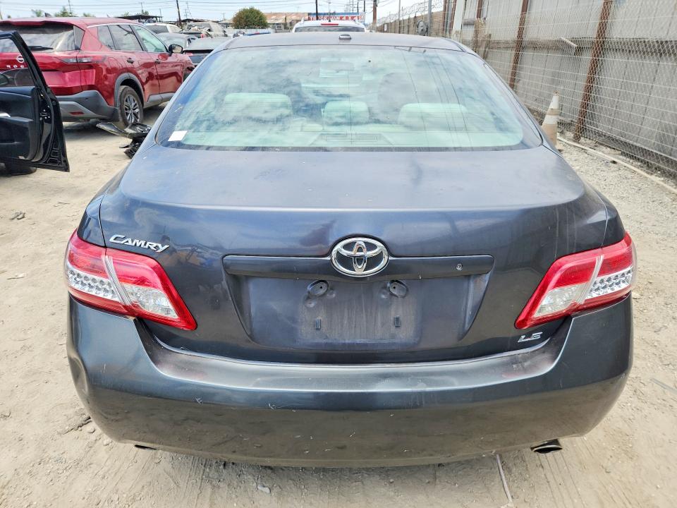 61963176 :رقم المزاد ، 4T1BK3EK2AU107524 vin ، 2010 Toyota Camry مزاد بيع