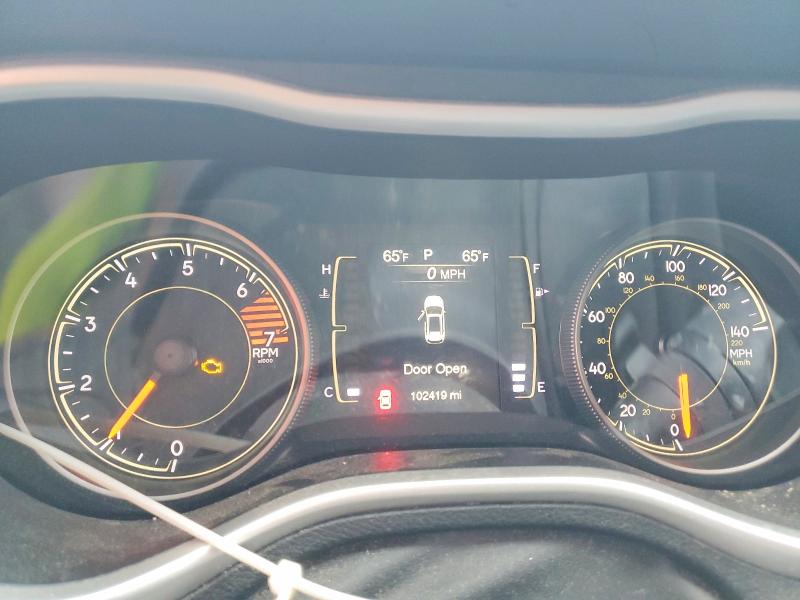 59621806 :رقم المزاد ، 1C4PJMLB9JD607556 vin ، 2018 Jeep Cherokee مزاد بيع