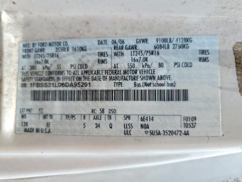 62522576 :رقم المزاد ، 1FBSS31L06DA95291 vin ، 2006 Ford Econoline مزاد بيع