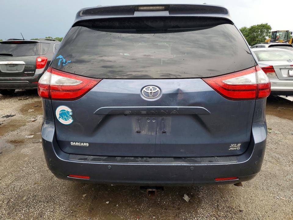2017 Toyota Sienna მანქანა იყიდება აუქციონზე, vin: 5TDDZ3DC4HS180072, აუქციონის ნომერი: 62628416