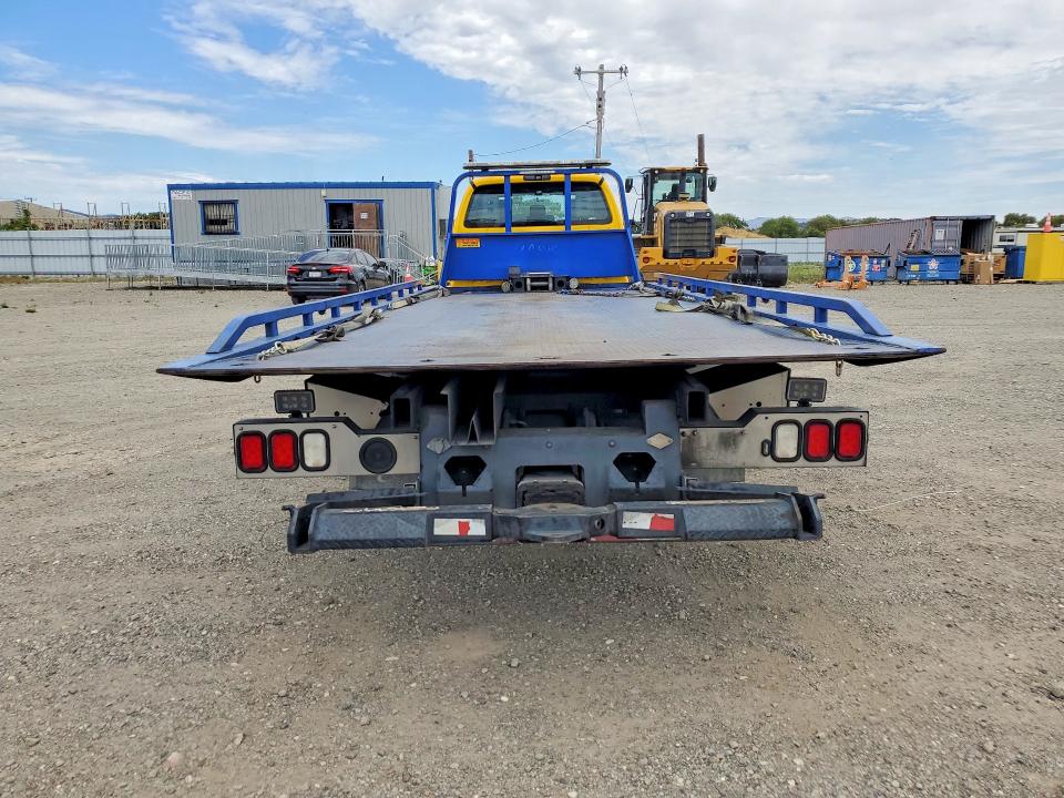 60107326 :رقم المزاد ، 1FDWX6DC4KDF02160 vin ، 2019 Ford F650 مزاد بيع
