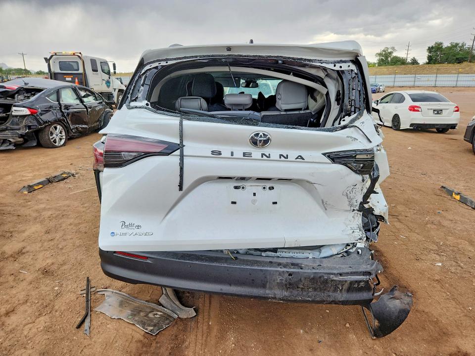 Продажа на аукционе авто 2026 Toyota Sienna, vin: 5TDYSKFCXTS230852, номер лота: 60073856