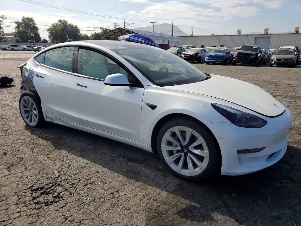 Продаж на аукціоні авто 2023 Tesla Model 3, vin: 5YJ3E1EA7PF572829, номер лоту: 61558716