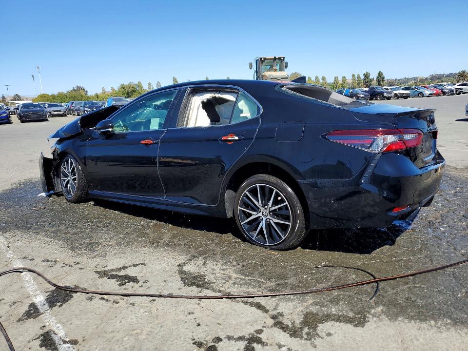 Продажа на аукционе авто 2022 Toyota Camry, vin: 4T1G11AK2NU001521, номер лота: 55538806
