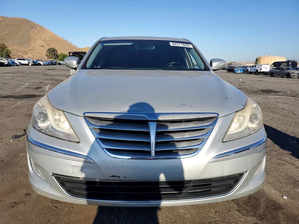Продажа на аукционе авто 2012 Hyundai Genesis, vin: KMHGC4DD8CU184817, номер лота: 62271826