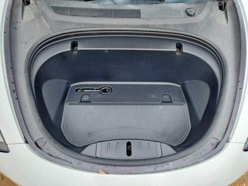 60550926 :رقم المزاد ، 5YJ3E1EA2LF590598 vin ، 2020 Tesla Model 3 مزاد بيع