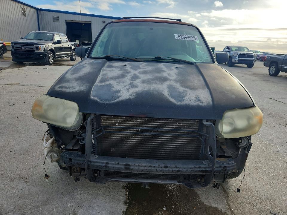 62069016 :رقم المزاد ، 1FMYU04137KA75313 vin ، 2007 Ford Escape مزاد بيع