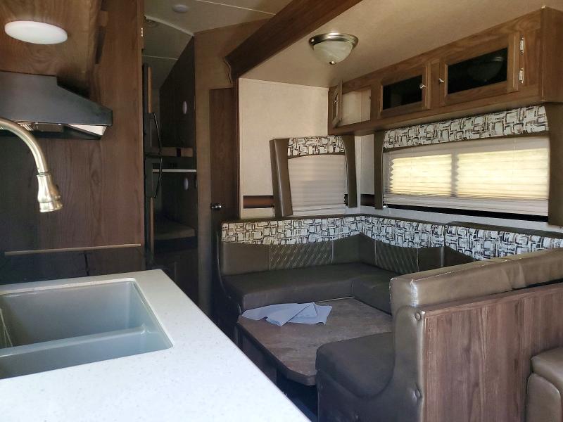 Продаж на аукціоні авто 2017 Rockwood Travel, vin: 4X4FRLD22HZ148634, номер лоту: 58216836