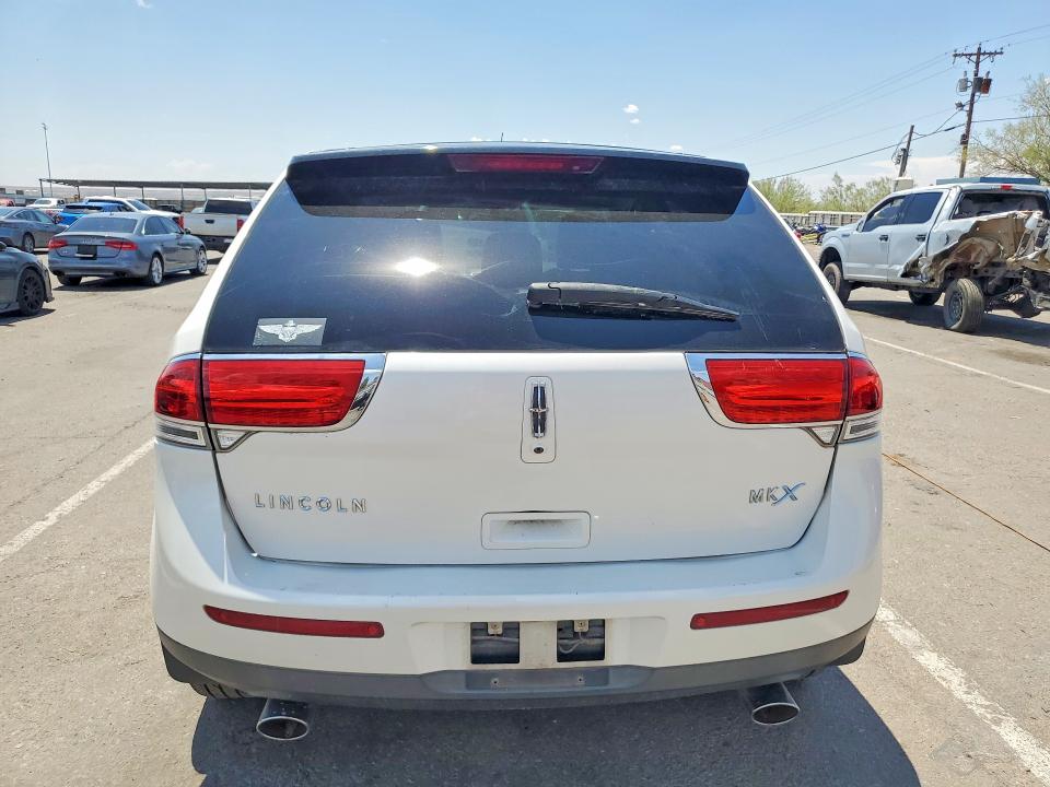 60420586 :رقم المزاد ، 2LMDJ6JK2BBJ11085 vin ، 2011 Lincoln Mkx مزاد بيع