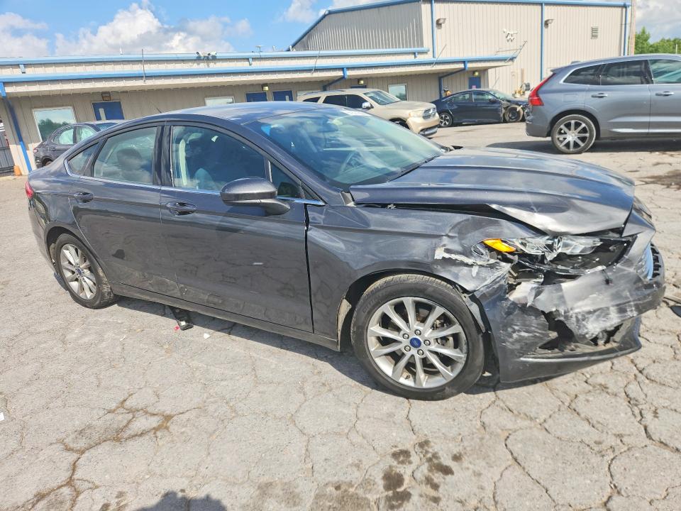 Продажа на аукционе авто 2017 Ford Fusion, vin: 3FA6P0HD0HR137681, номер лота: 61377266