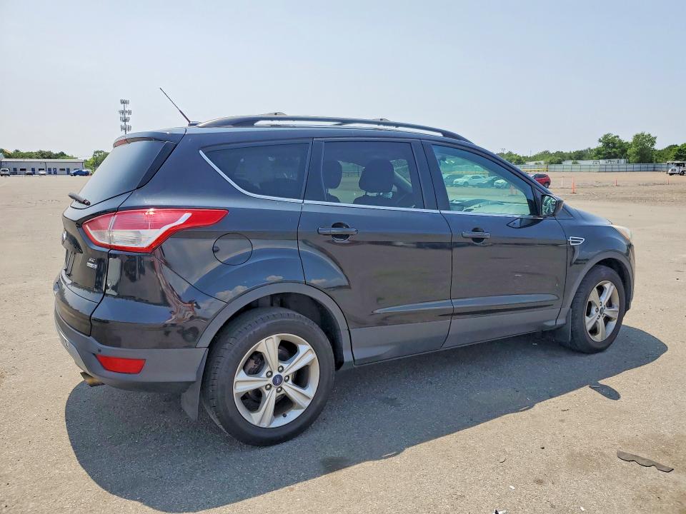 2014 Ford Escape მანქანა იყიდება აუქციონზე, vin: 1FMCU9G97EUD76359, აუქციონის ნომერი: 62220636