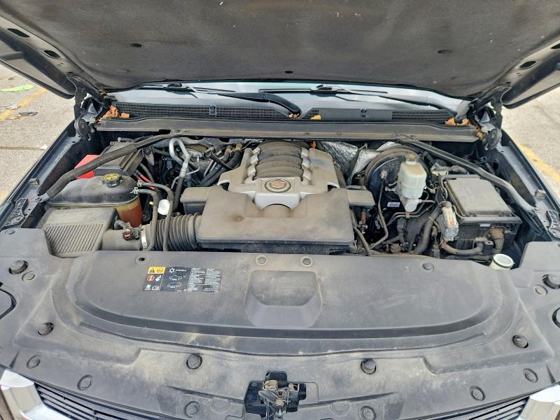 60680596 :رقم المزاد ، 1GYS3HKJ0FR250700 vin ، 2021 Cadillac Escalade مزاد بيع