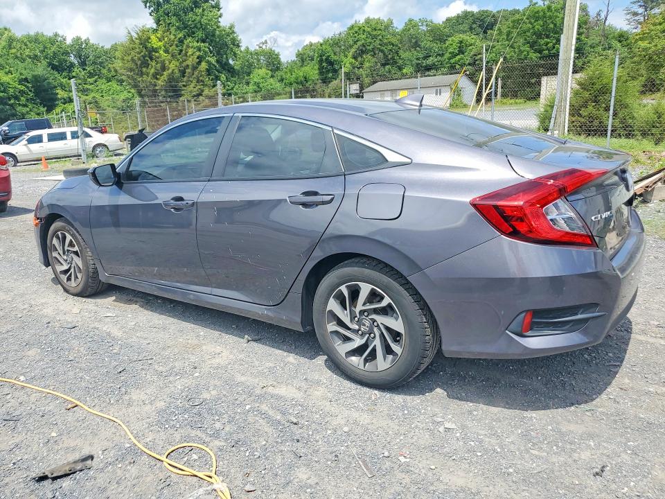 59907606 :رقم المزاد ، 2HGFC2F72JH608862 vin ، 2018 Honda Civic مزاد بيع