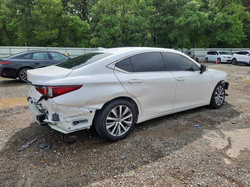 60658836 :رقم المزاد ، 58ABZ1B14KU041760 vin ، 2019 Lexus Es مزاد بيع
