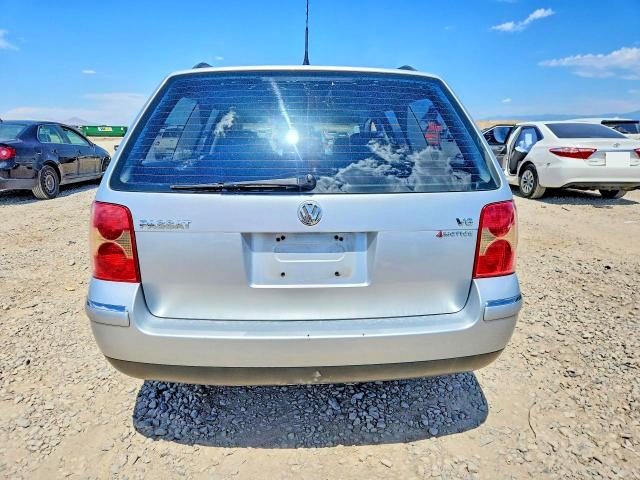 62611136 :رقم المزاد ، WVWYH63B03E062341 vin ، 2003 Volkswagen Passat مزاد بيع