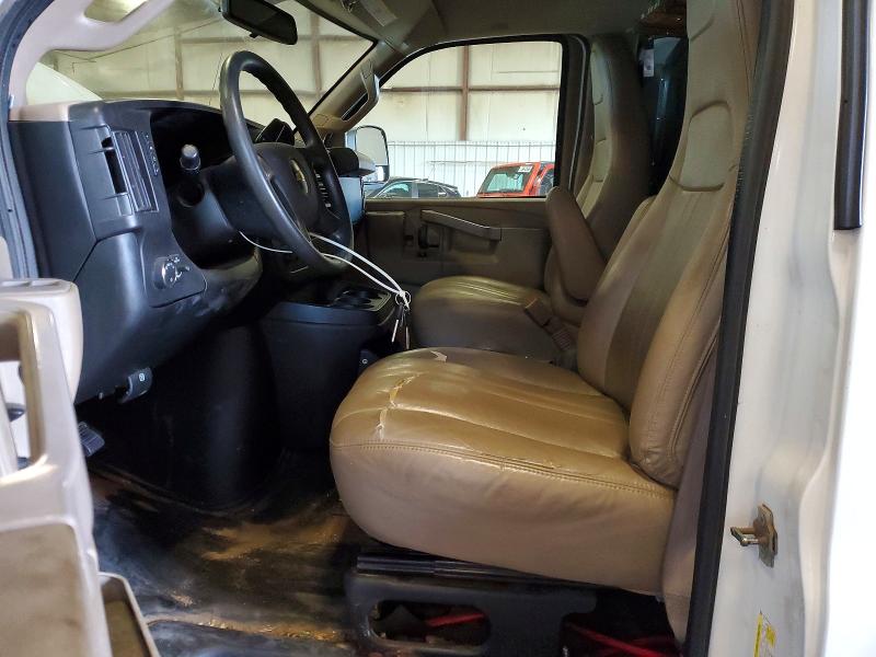 59132266 :رقم المزاد ، 1GCWGBFP9J1257014 vin ، 2018 Chevrolet Express G2500 مزاد بيع