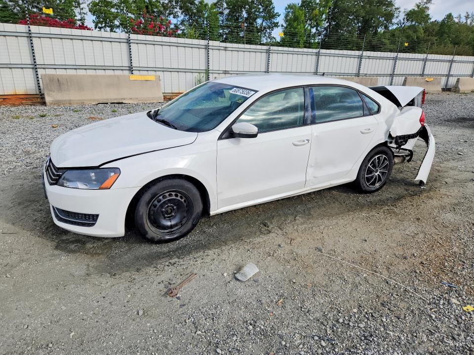 60875036 :رقم المزاد ، 1VWAP7A32EC010324 vin ، 2014 Volkswagen Passat مزاد بيع