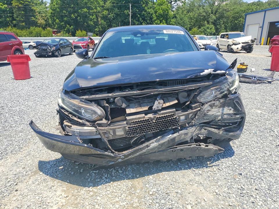 Продажа на аукционе авто 2018 Honda Accord, vin: 1HGCV1F30JA142495, номер лота: 60521546