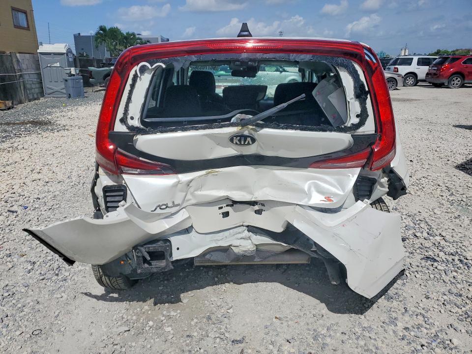 60770536 :رقم المزاد ، KNDJ23AU2M7124950 vin ، 2021 Kia Soul مزاد بيع