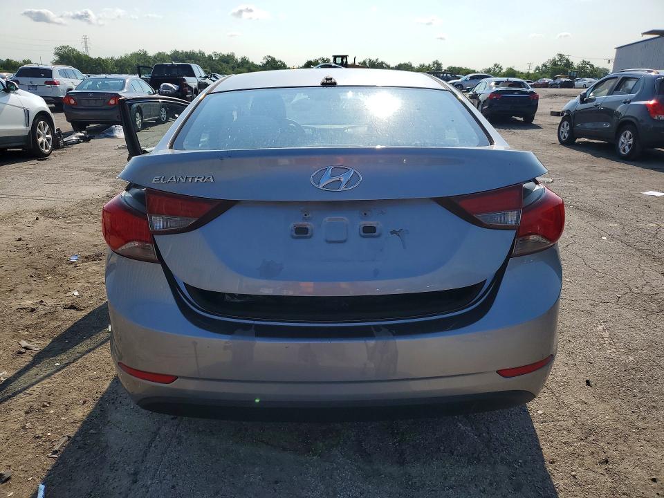 Продажа на аукционе авто 2016 Hyundai Elantra, vin: 5NPDH4AE3GH752123, номер лота: 62803896