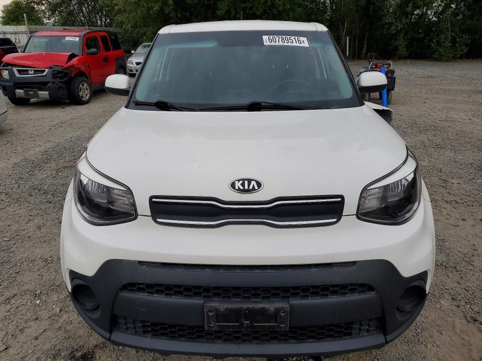 Продаж на аукціоні авто 2018 Kia Soul, vin: KNDJN2A27J7569955, номер лоту: 60789516