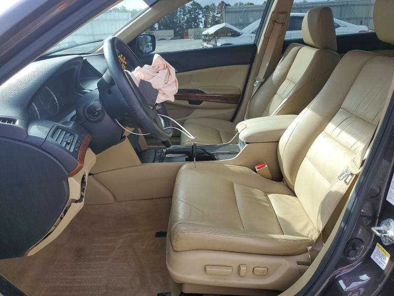 Продажа на аукционе авто 2011 Honda Accord, vin: 1HGCP2F83BA111352, номер лота: 61901686
