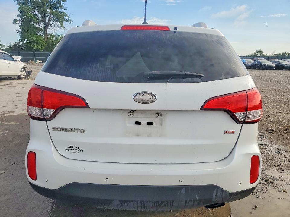 2015 Kia Sorento მანქანა იყიდება აუქციონზე, vin: 5XYKT3A66FG556322, აუქციონის ნომერი: 61166896