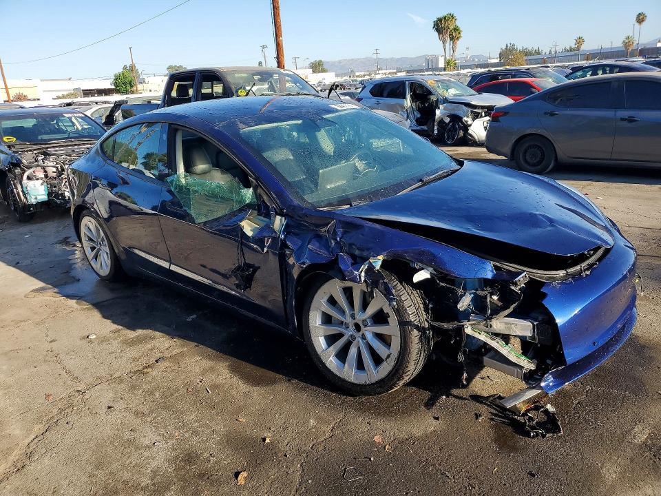 2022 Tesla Model 3 მანქანა იყიდება აუქციონზე, vin: 5YJ3E1EA6NF370495, აუქციონის ნომერი: 61239826