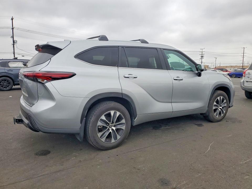 Продажа на аукционе авто 2024 Toyota Highlander, vin: 5TDKDRAH6RS051048, номер лота: 59844106