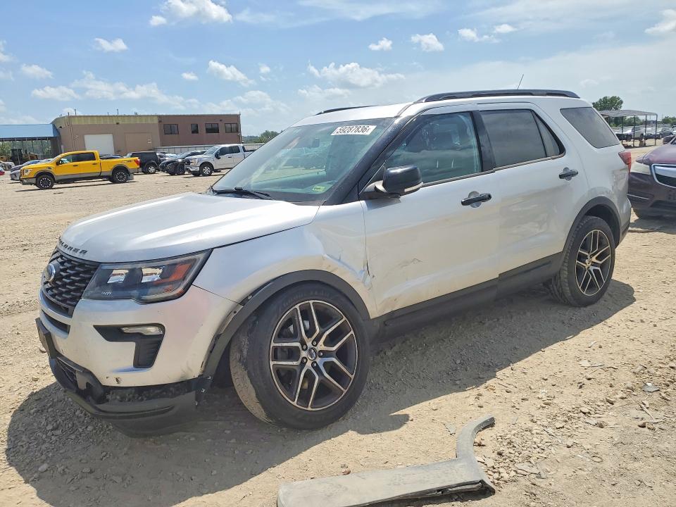 59287836 :رقم المزاد ، 1FM5K8GT7JGA21222 vin ، 2018 Ford Explorer مزاد بيع