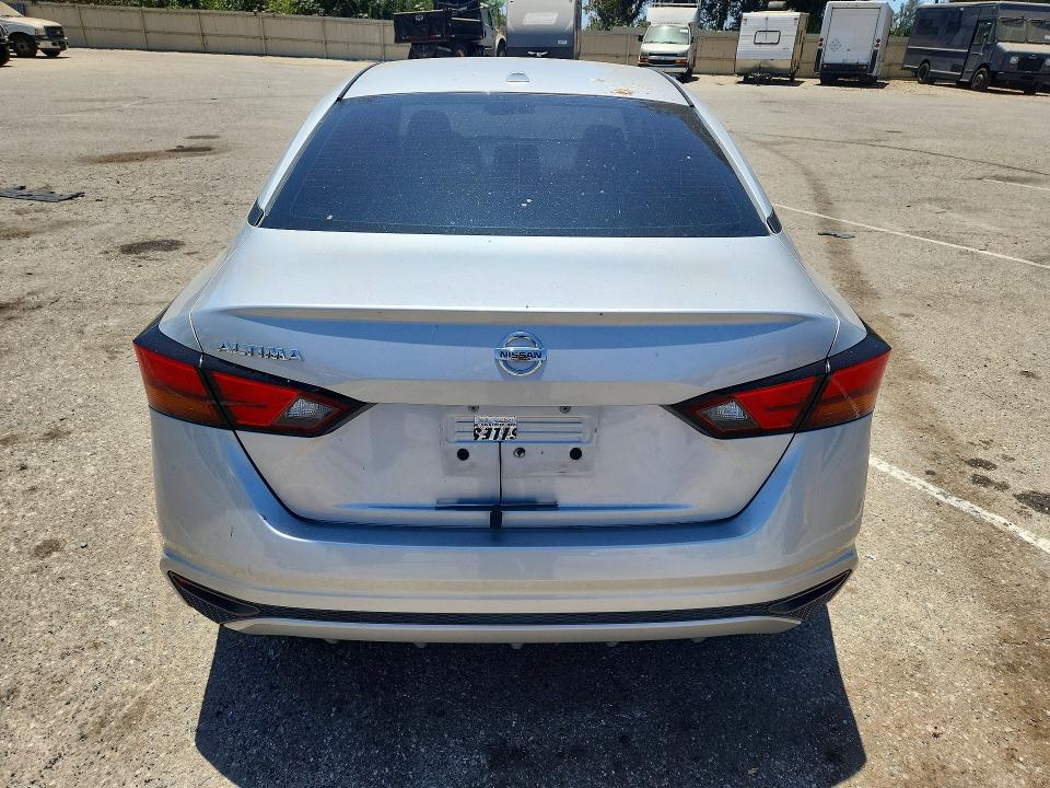 Продажа на аукционе авто 2019 Nissan Altima, vin: 1N4BL4BVXKC124526, номер лота: 61547876