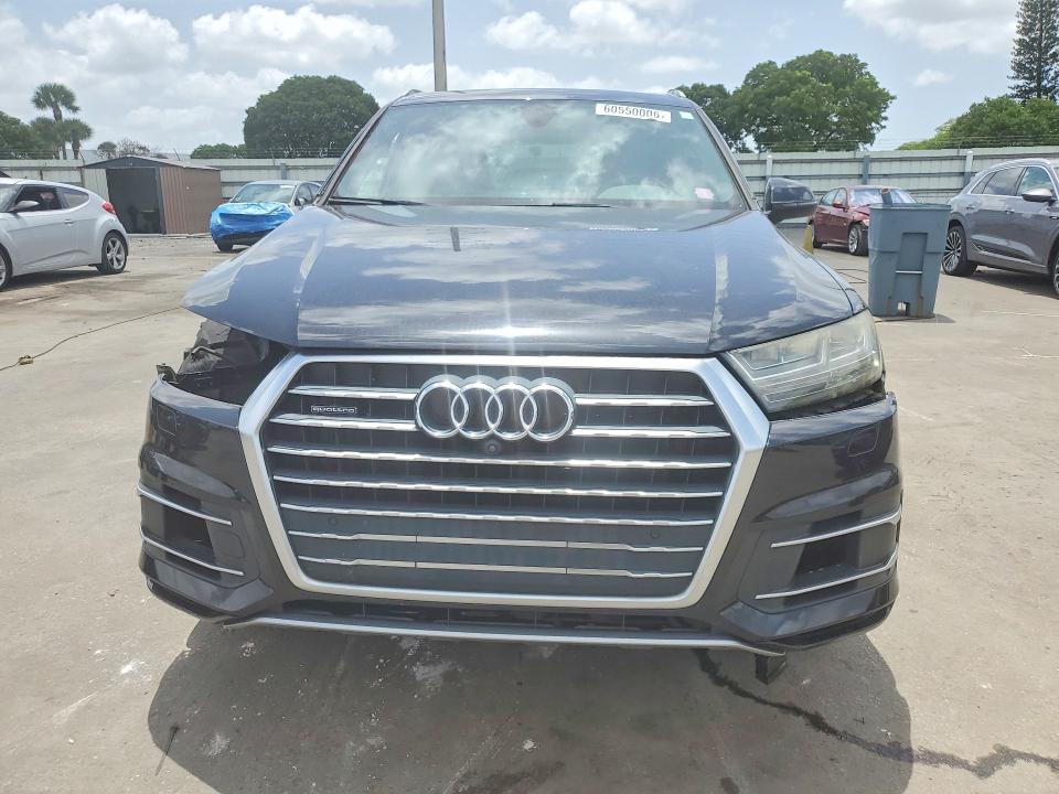 60550006 :رقم المزاد ، WA1LAAF71HD049632 vin ، 2017 Audi Q7 مزاد بيع