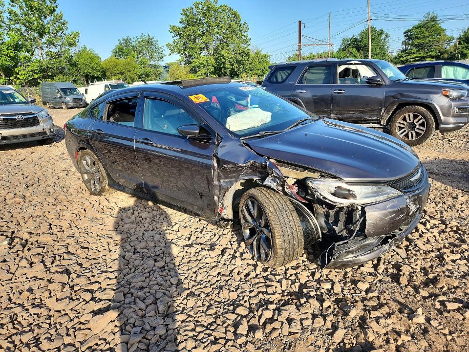 59297796 :رقم المزاد ، 1C3CCCDG5FN690888 vin ، 2015 Chrysler 200 مزاد بيع