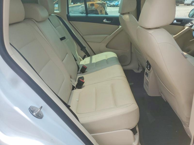 2017 Volkswagen Tiguan მანქანა იყიდება აუქციონზე, vin: WVGSV7AX4HW510810, აუქციონის ნომერი: 62457516