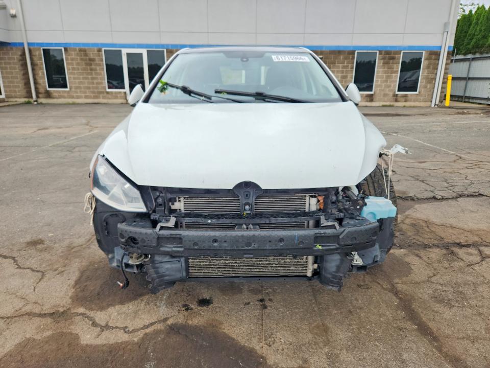 Продажа на аукционе авто 2015 Volkswagen Golf, vin: 3VW217AU9FM076903, номер лота: 61715966